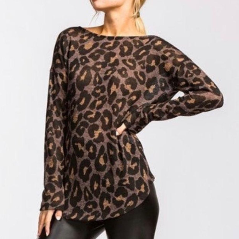 Leopard Print Off Shoulder Sweater Size S NWT